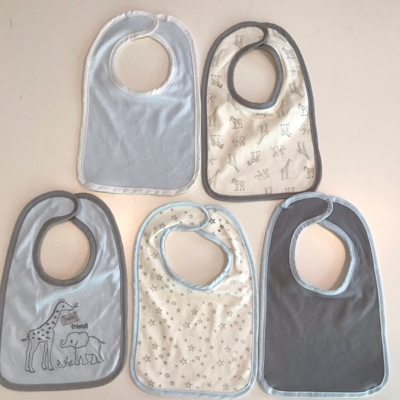 Nwot Lot of FIVE brand new bibs - Picture 1 of 8